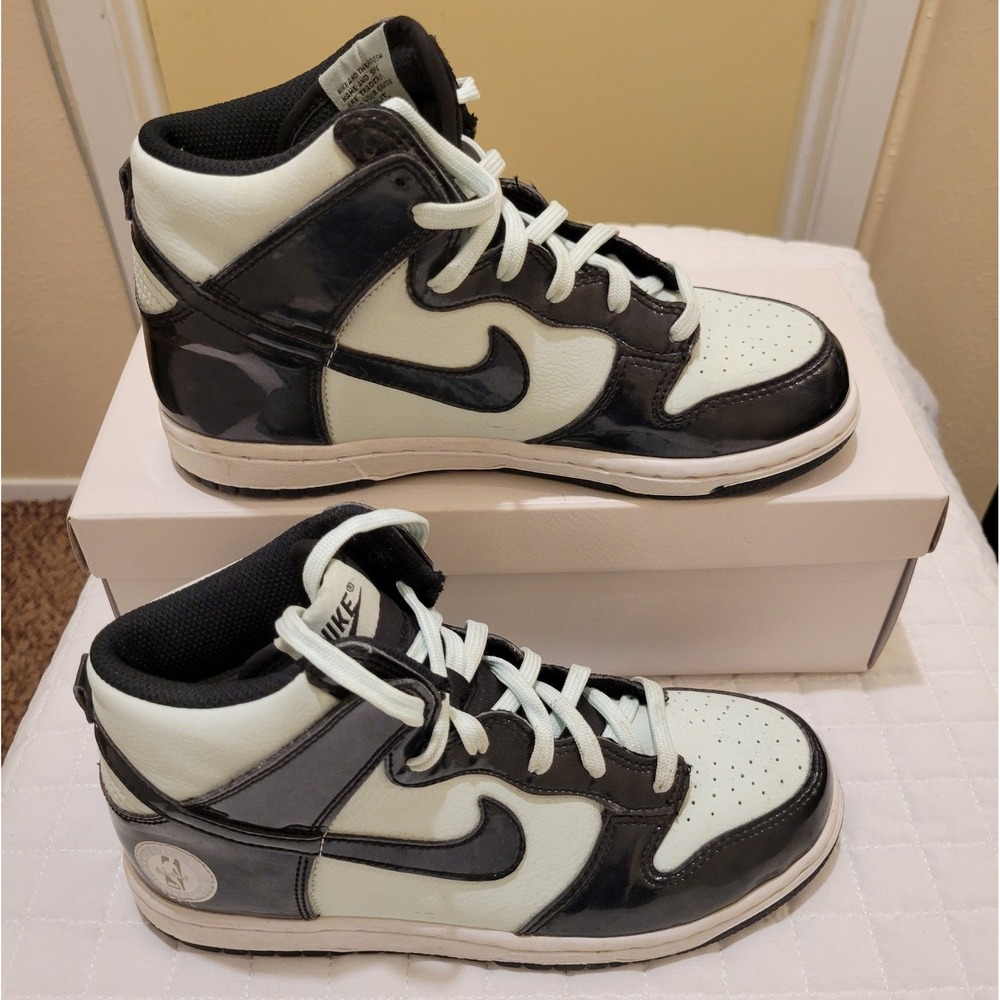 Nike Kids' 3Y Dunk High SE All Star 2021 Basketball Sneakers Barely Green Black